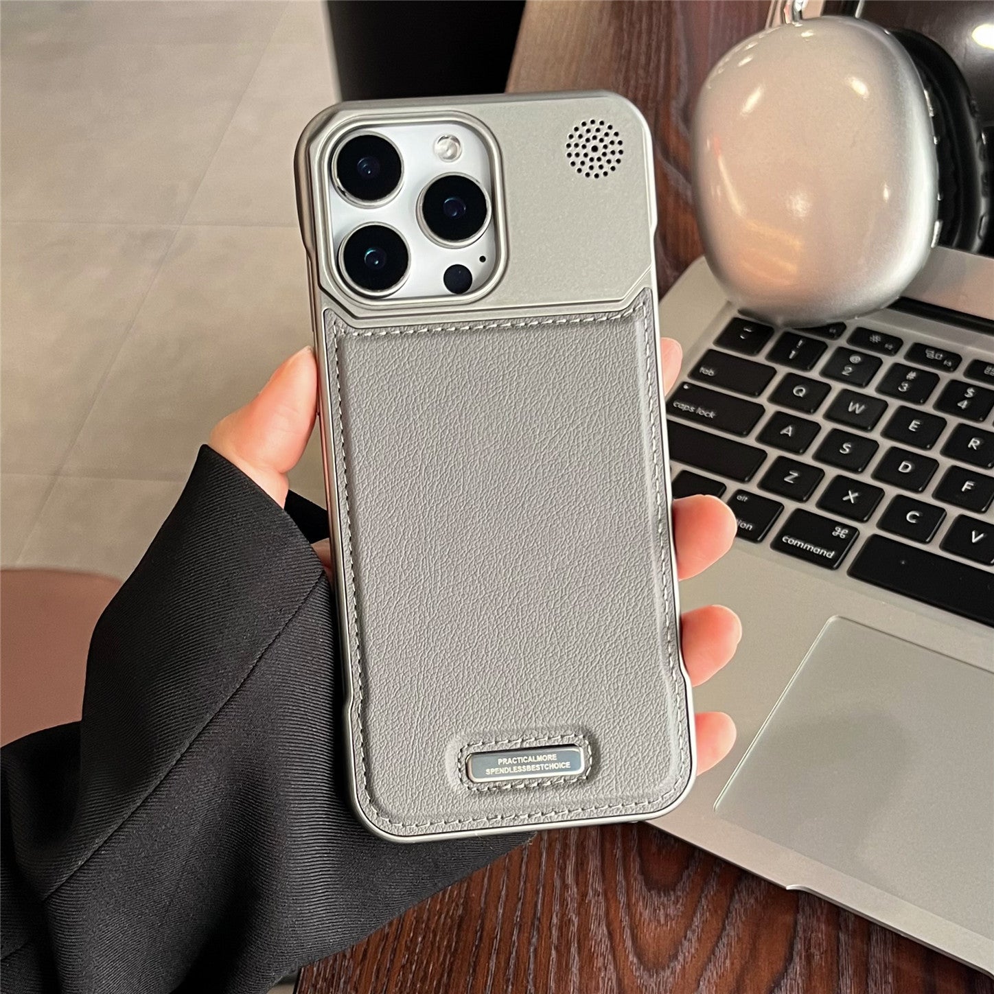 Iphone 17 Mettalic Case